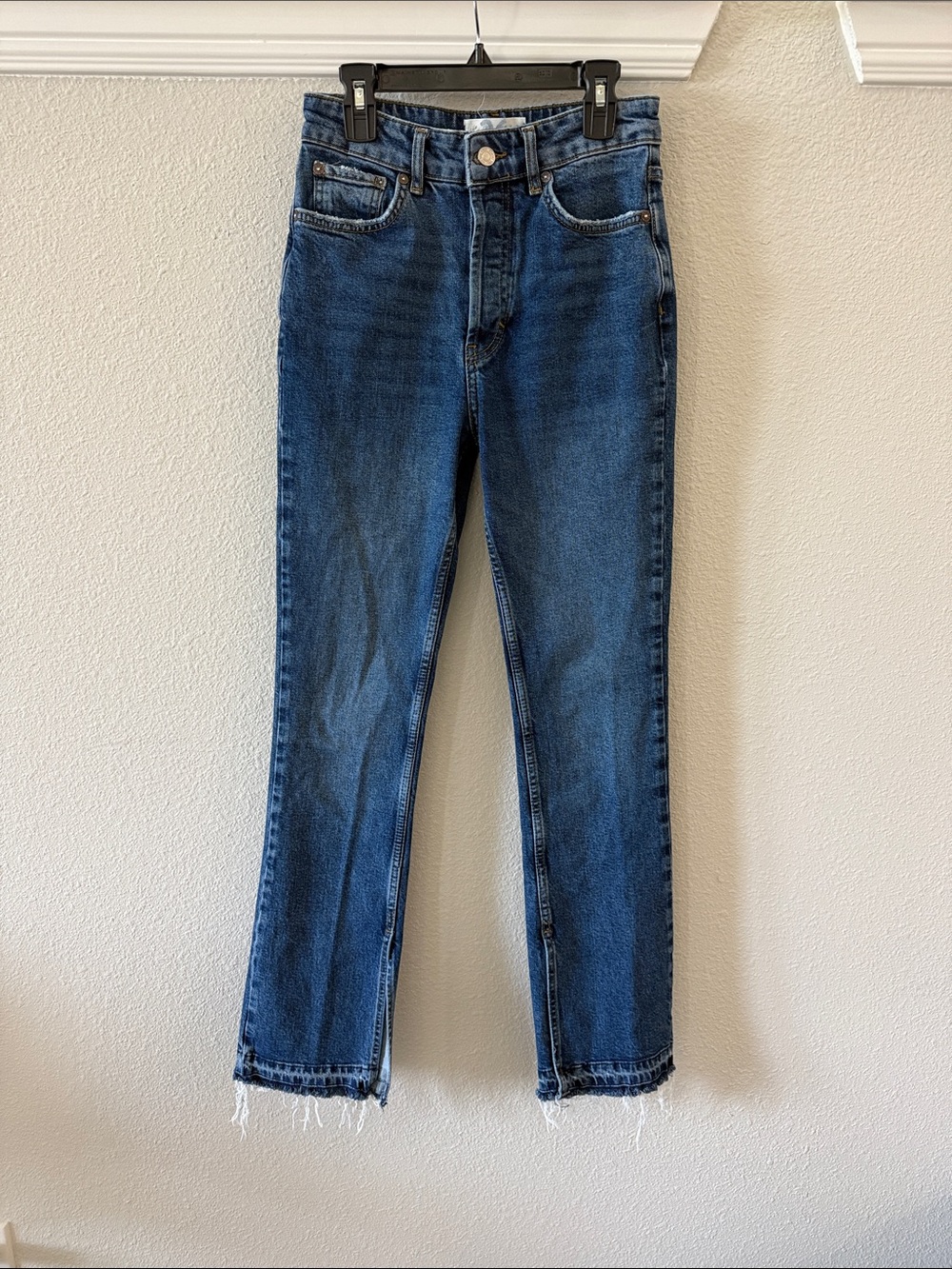 Women’s We The Free Dark Blue Straight-Leg Jeans Raw Hem